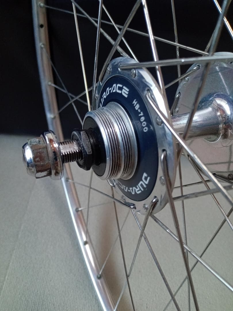 競輪　後輪　ハブ110mm