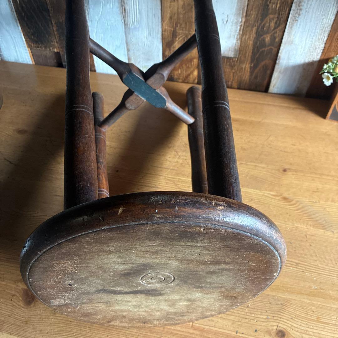 木製スツール　飾り棚　花台　アンティーク　古家具　レトロ