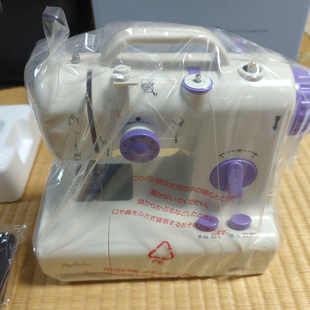 コンパクトミシン　ソーイングセット付