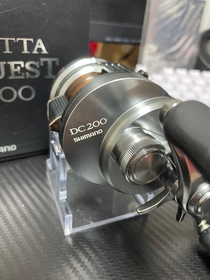 SHIMANO 19 カルカッタコンクエスト　DC 200 右巻き