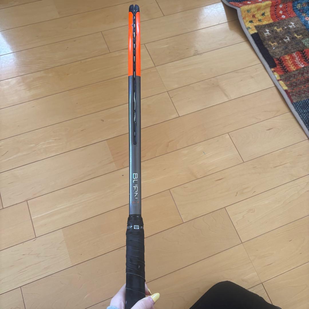 Wilson BURN95グリップ2 硬式テニスラケット