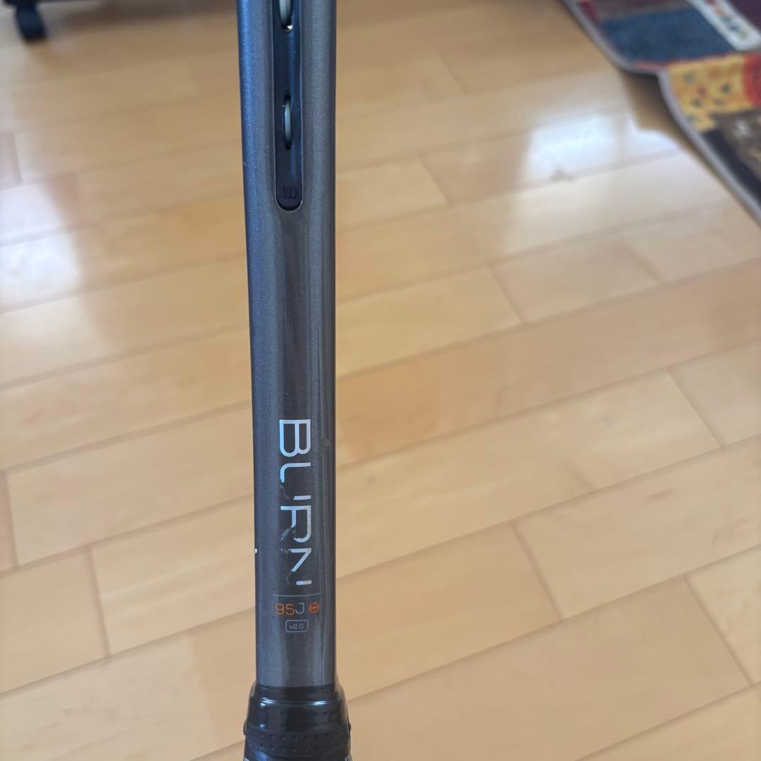 Wilson BURN95グリップ2 硬式テニスラケット