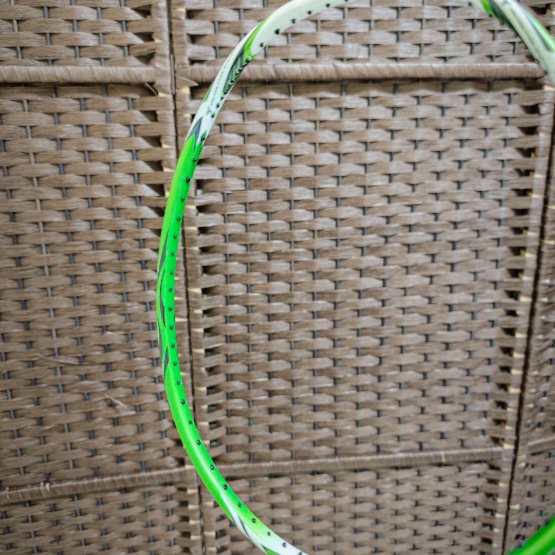 【極美品】 YONEX VOLTRIC30 5U G6 バドミントンラケット