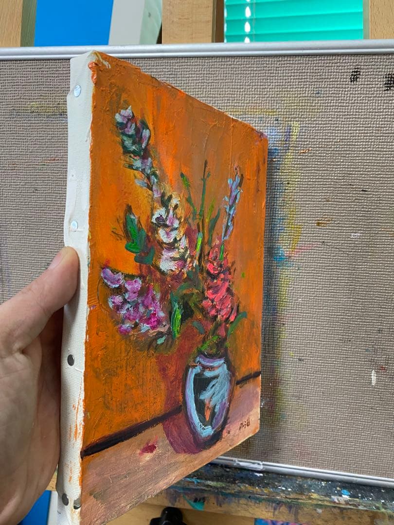 花瓶に生けた花の油彩画