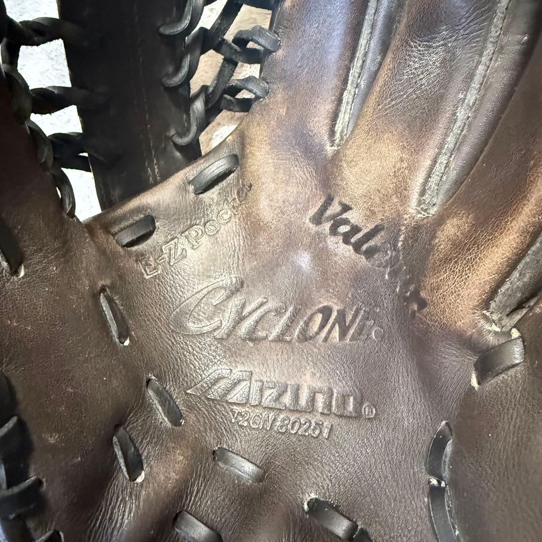 MIZUNO Cyclone Pro Model ブラウン 軟式グローブ