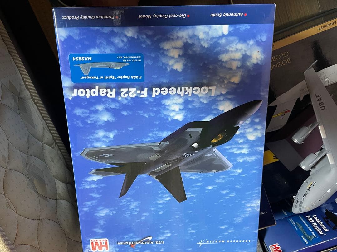 ホビーマスター　F22 1/72