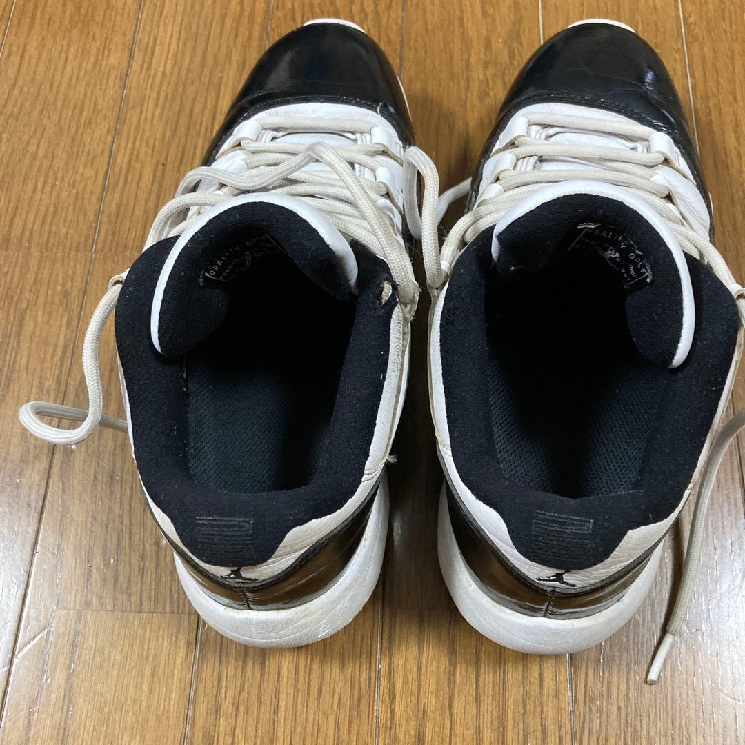 エアジョーダン11ゴルフ