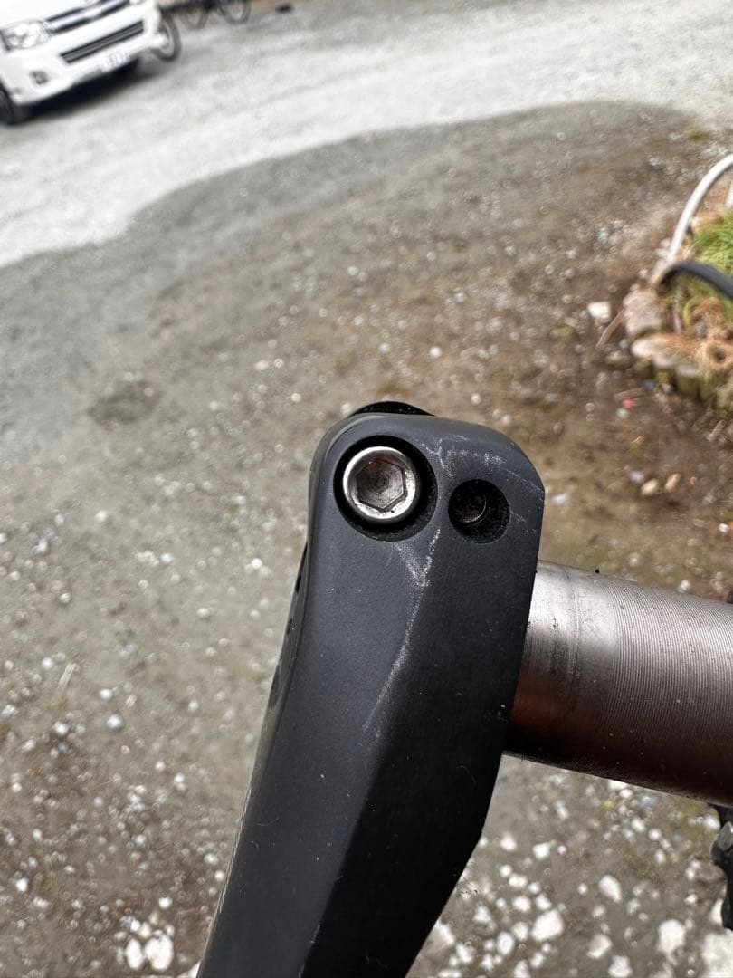 SHIMANO 105 FC-5800 クランクセット 175mm
