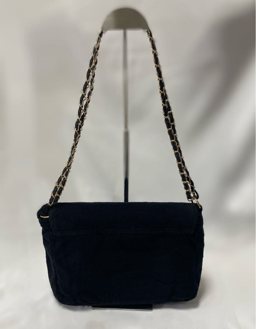 CHANEL ブラック チェーンショルダーバッグ ノベルティ