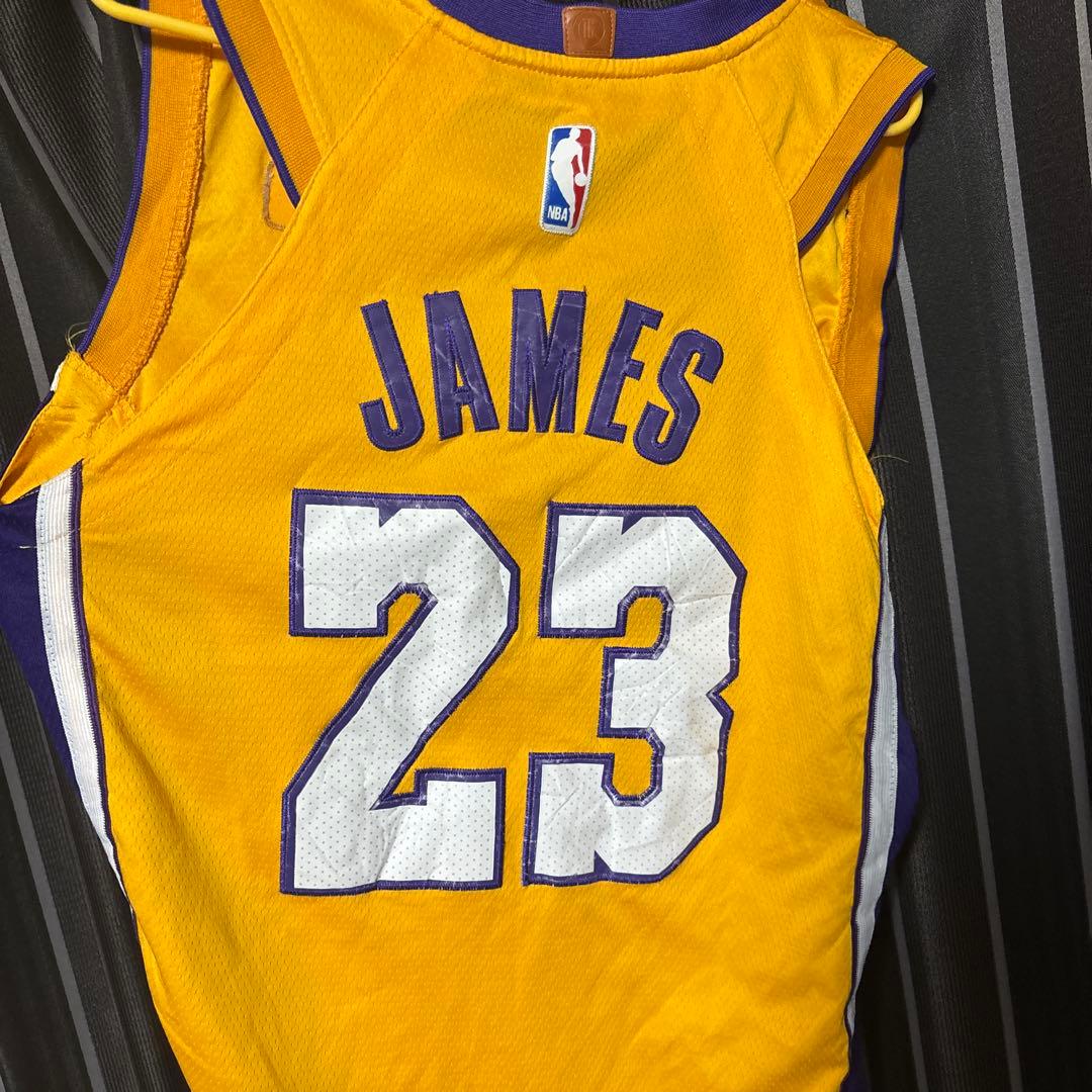 Lakers LeBron James 23番 ジャージ