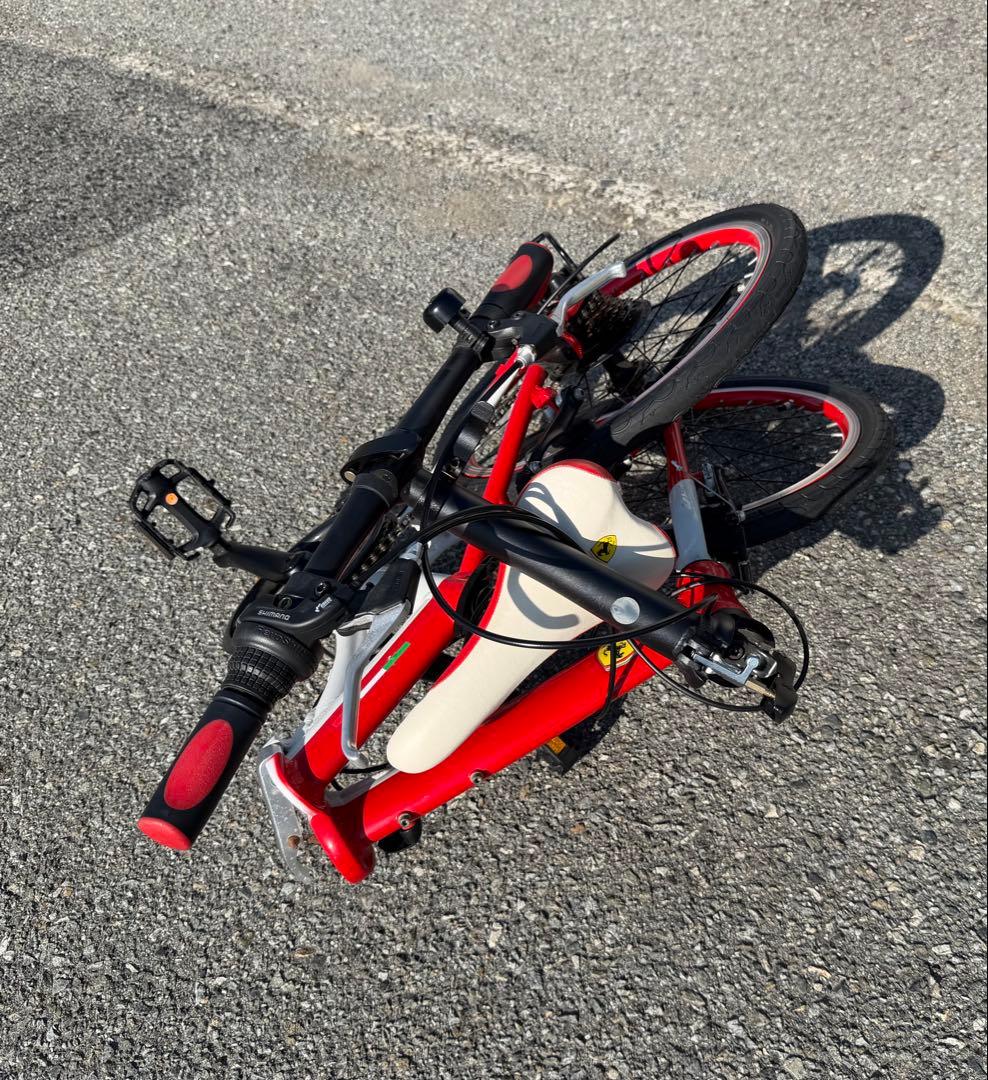 Ferrari⭐︎激レア！折りたたみ自転車