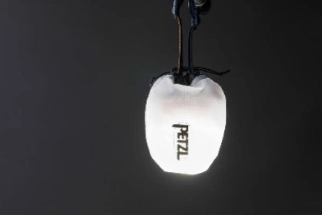 PETZL TIKKA CORE ヘッドランプ 450ルーメン