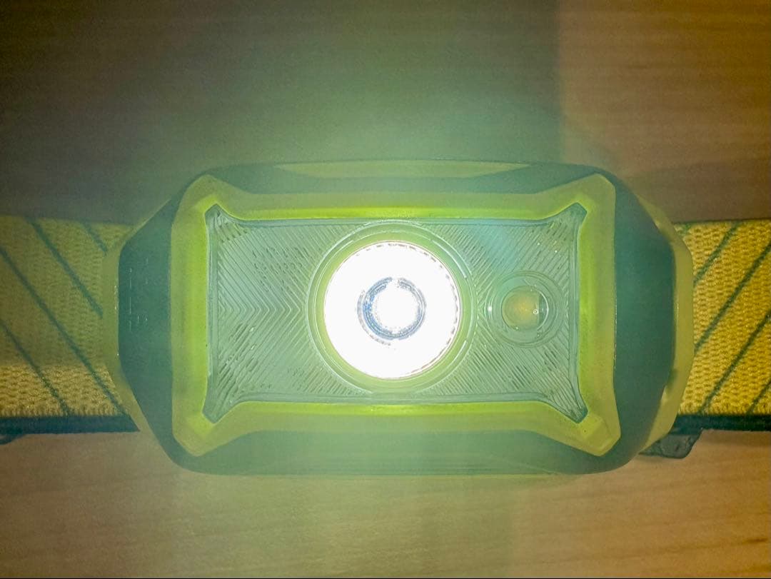 PETZL TIKKA CORE ヘッドランプ 450ルーメン