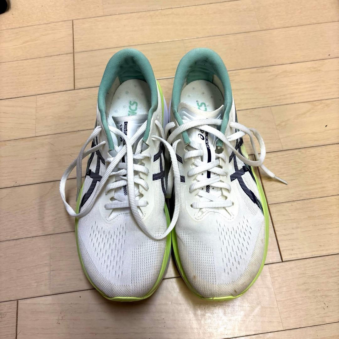 アシックス　マジックスピード4 27cm