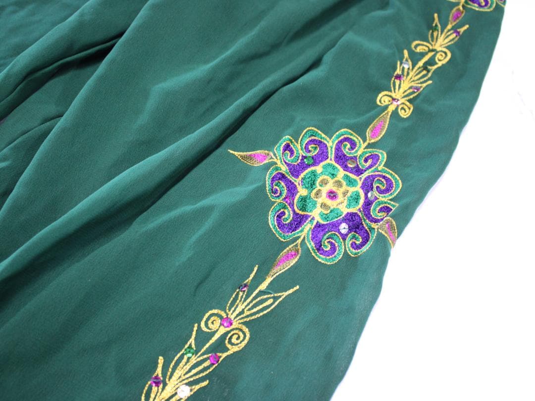 【インド製 ベリーダンス用衣装 上下セットアップ】BANU ROSA グリーン