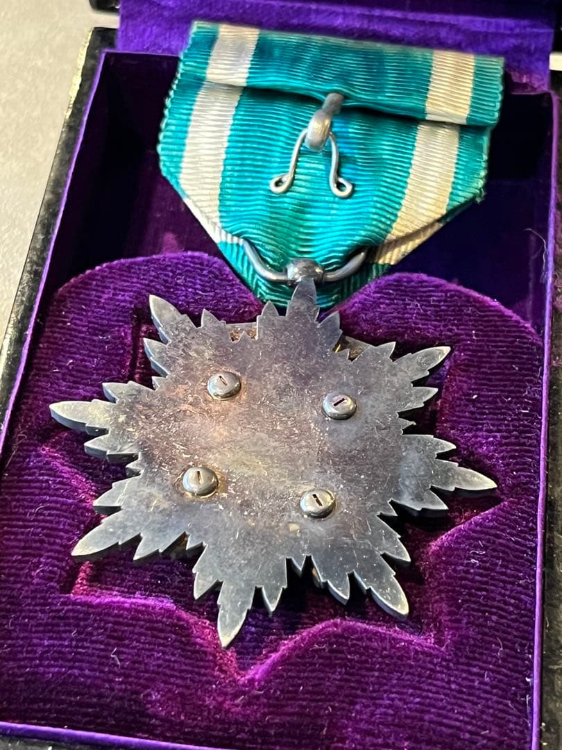 旧日本軍　金鵄勲章　功五級金鵄勲章　美品　勲章　コレクション