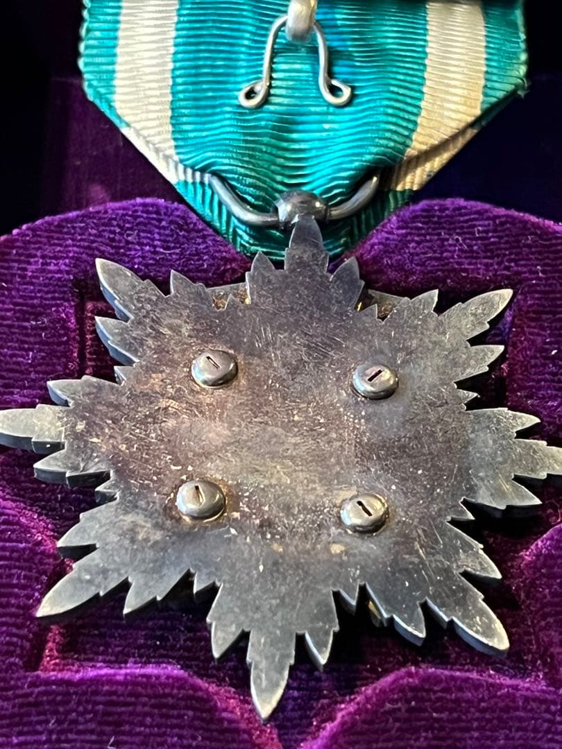 旧日本軍　金鵄勲章　功五級金鵄勲章　美品　勲章　コレクション