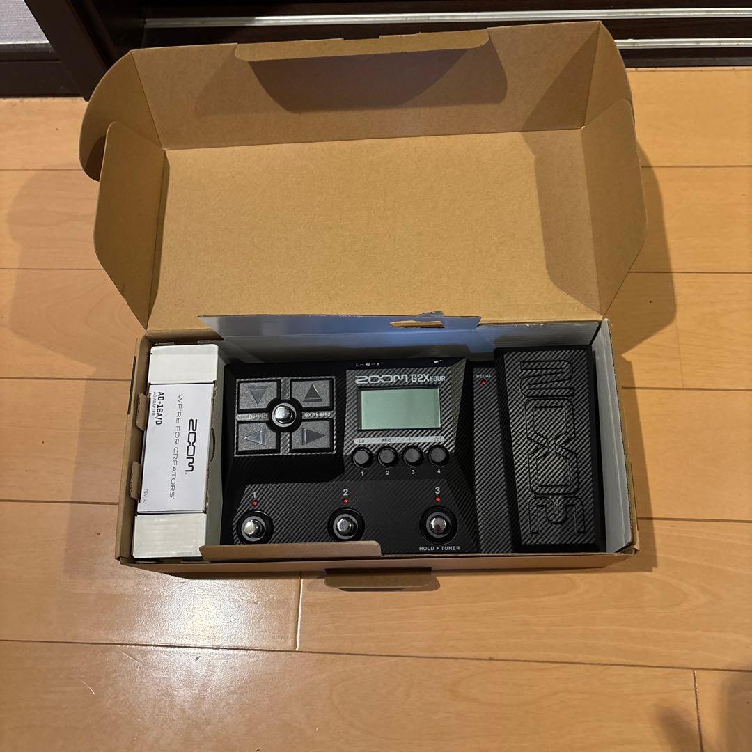 超美品 ZOOM G2X FOUR ギターエフェクター
