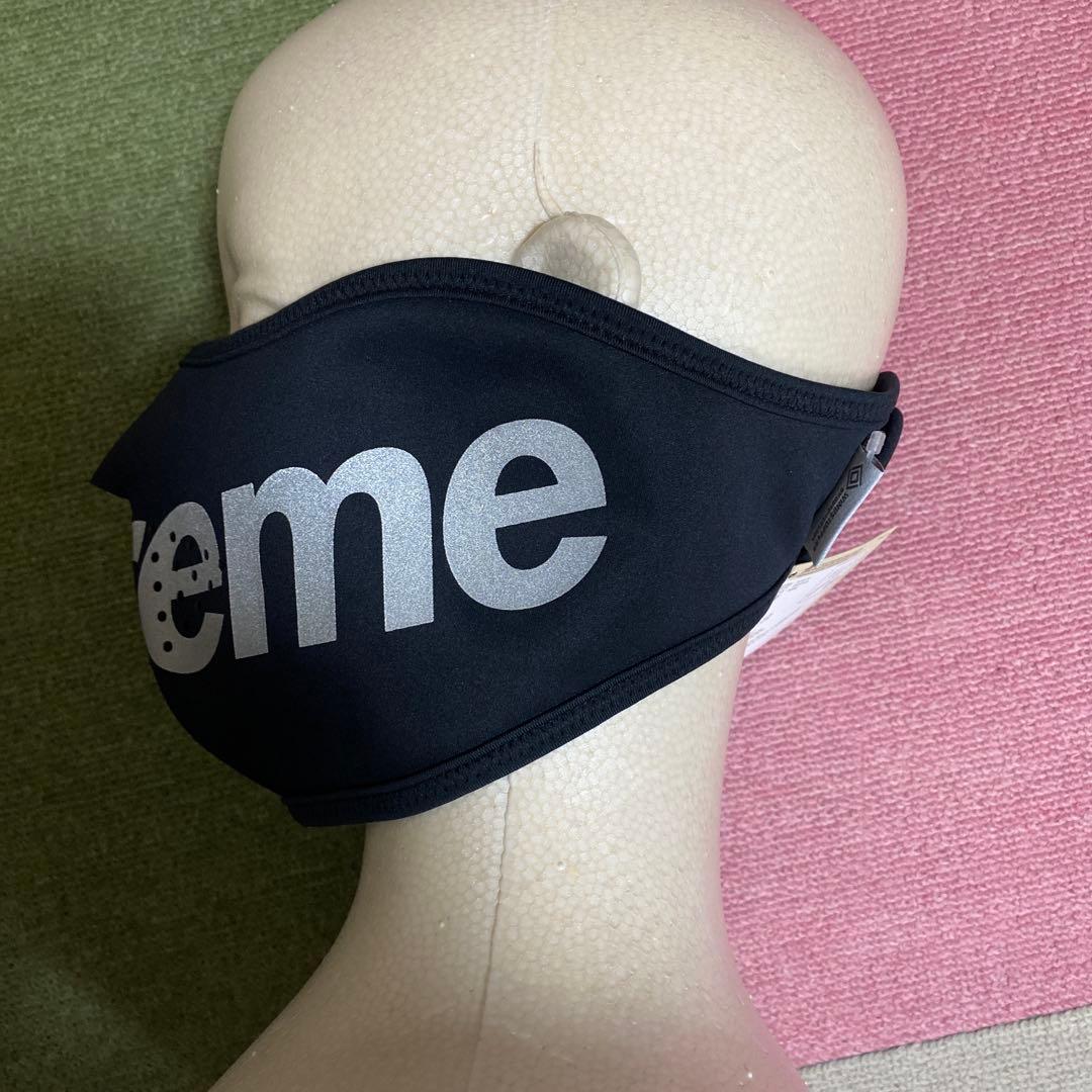 新品未使用　supreme WindstopperFacemask