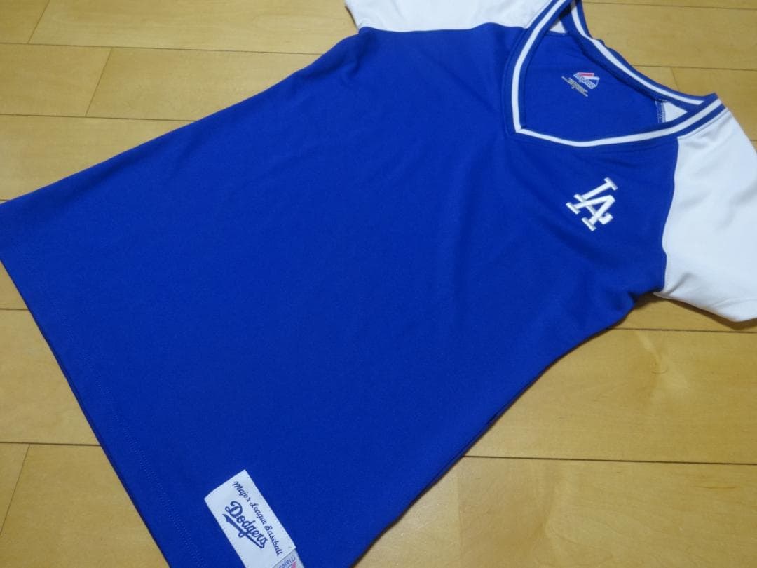 ドジャース　マジェスティック　MLB　シャツ　サイズS　LA購入　2009