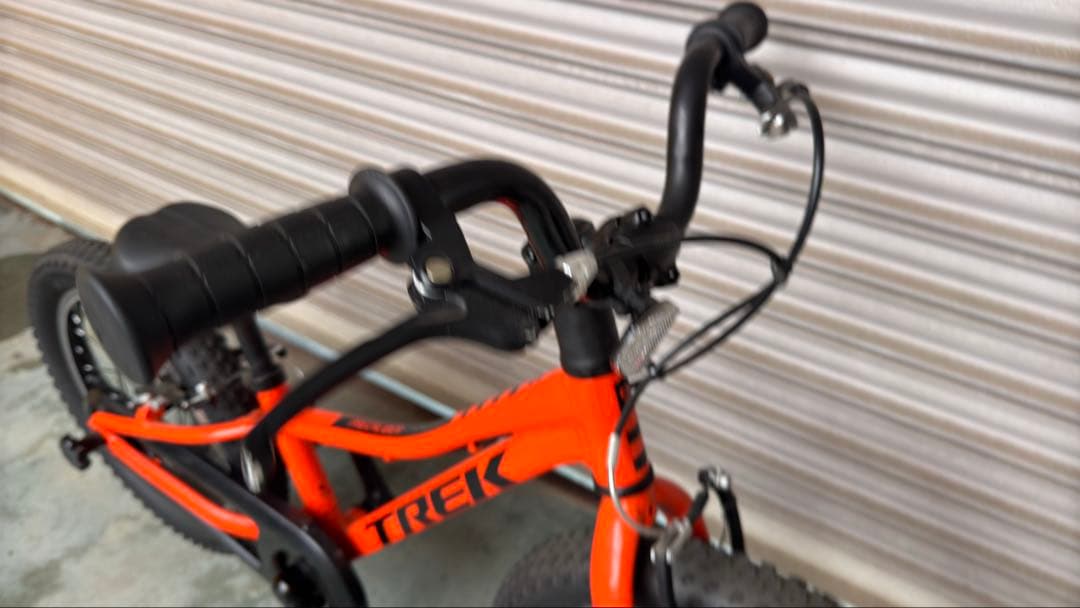 美車　トレック　16インチ子供車 キッズバイクトレック Precaliber