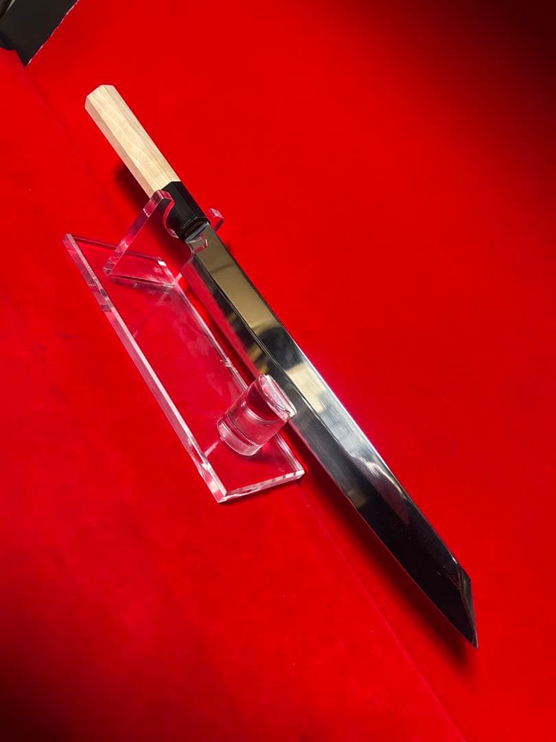 01572 包丁　剣型切付　九寸　鏡面仕上げ　切味抜群　牛角朴柄　箱付　未使用品