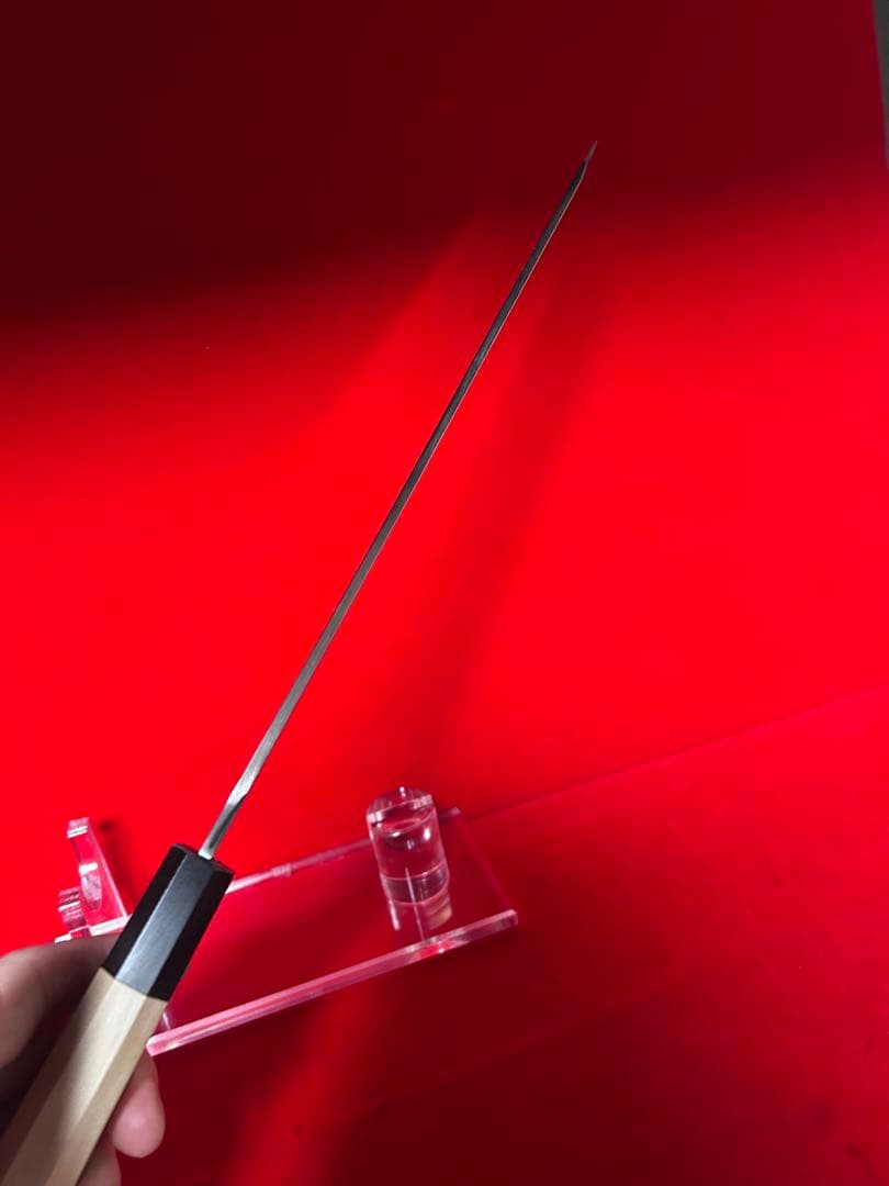 01572 包丁　剣型切付　九寸　鏡面仕上げ　切味抜群　牛角朴柄　箱付　未使用品