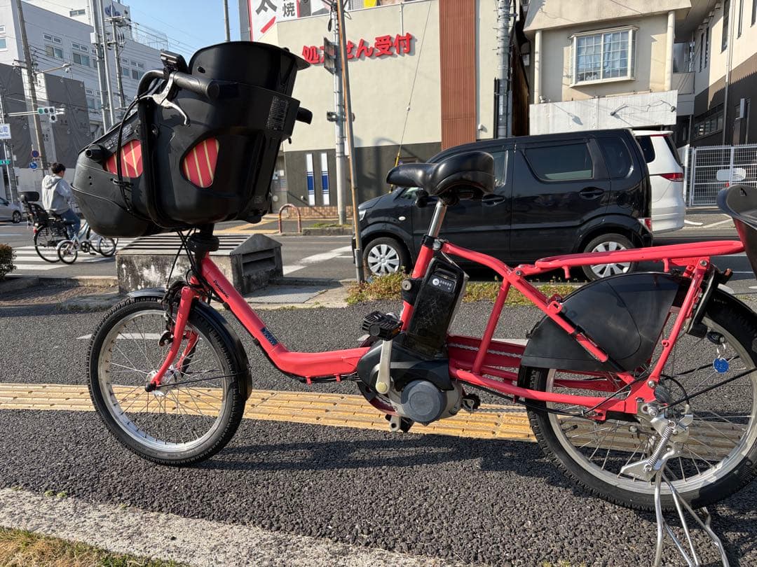 063中古Panasonic電動アシスト自転車　8Ah 大阪