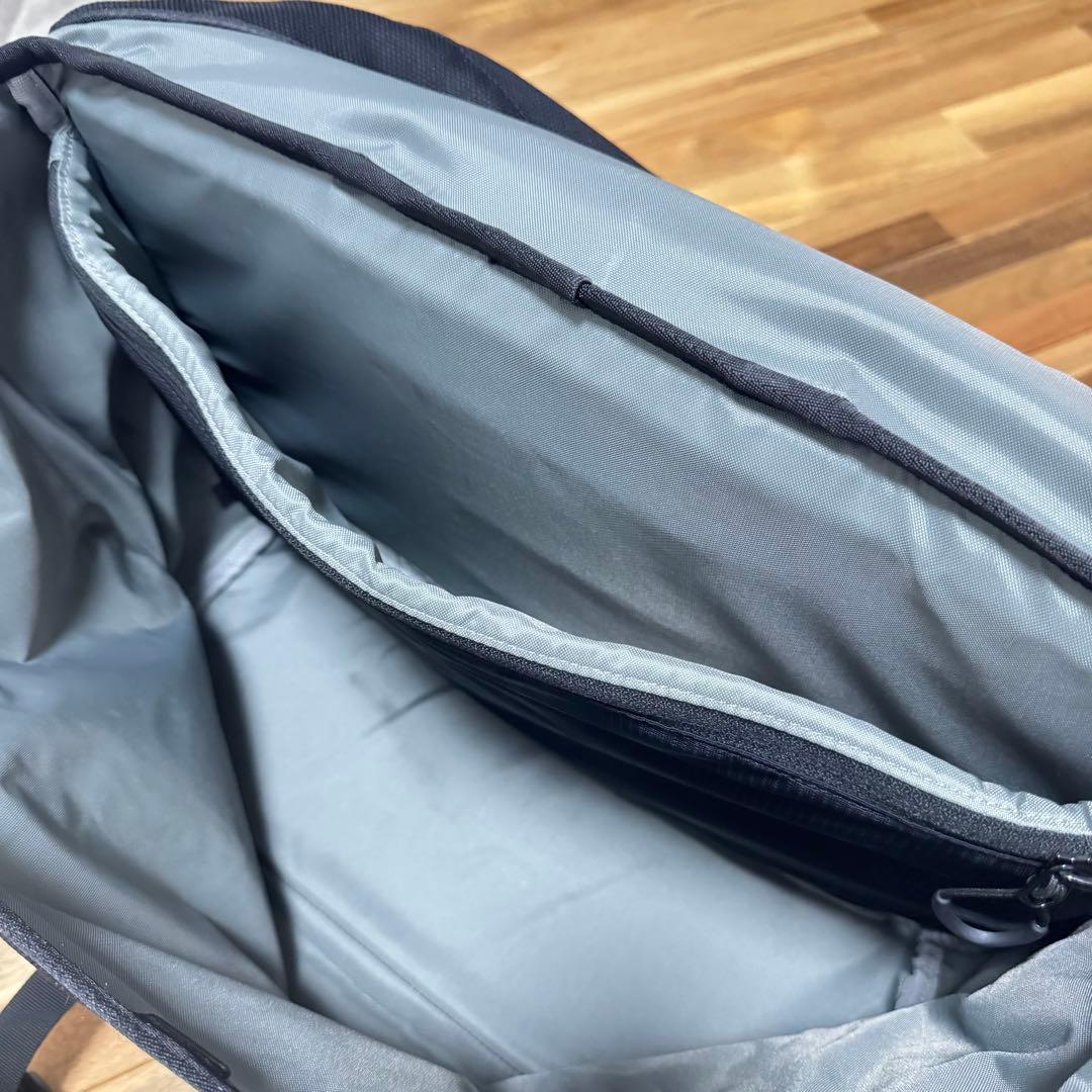 アクセサリー BROMPTON METRO MESSENGER BAG