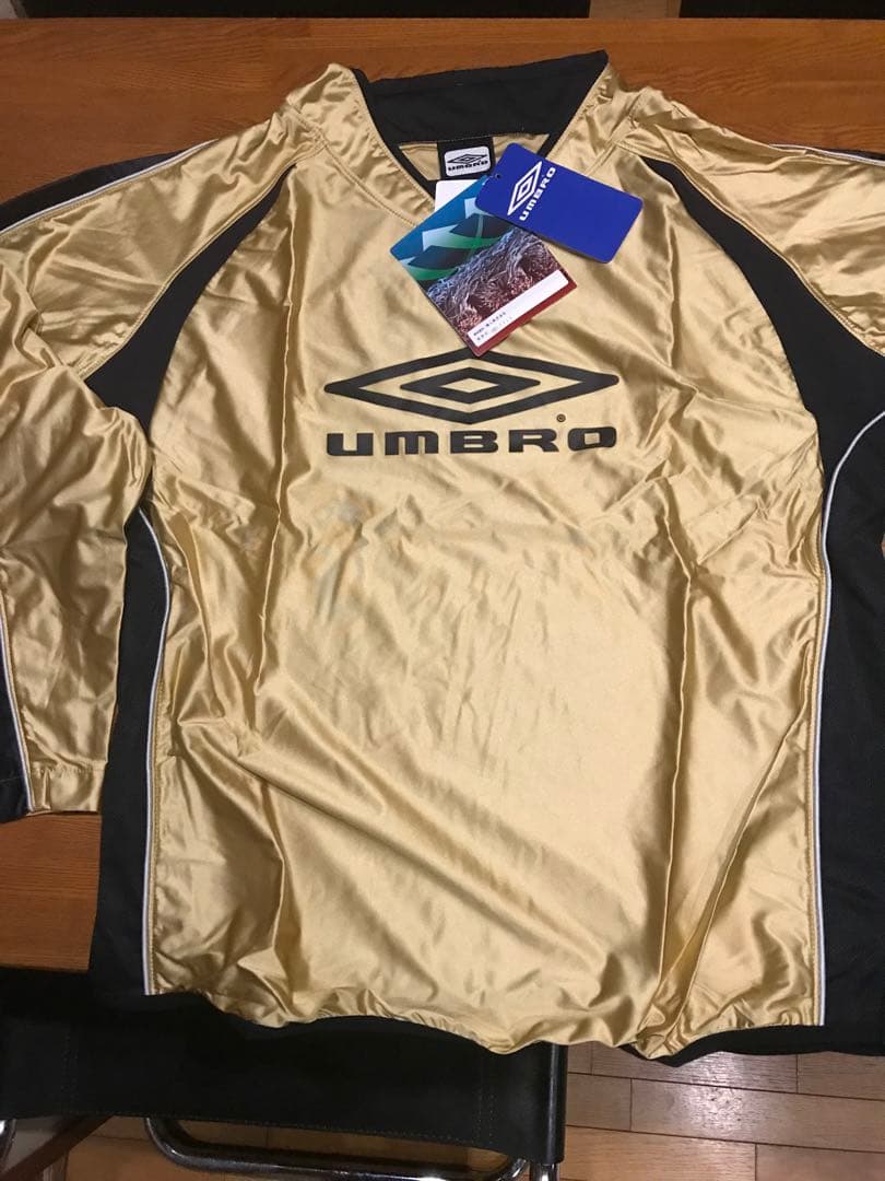 限定1点　新品タグ付　希少　正規品UMBRO 上下セット　送料無料24時間発送