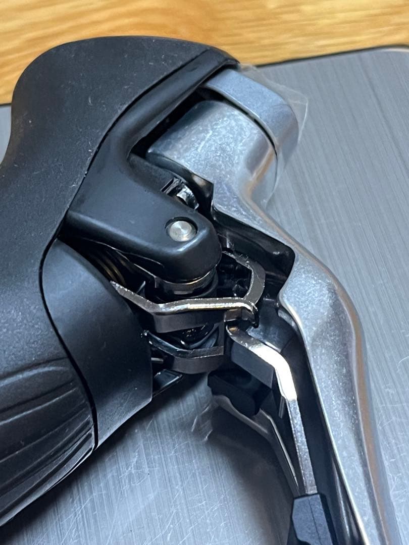 SHIMANO ST-R7000 シルバー