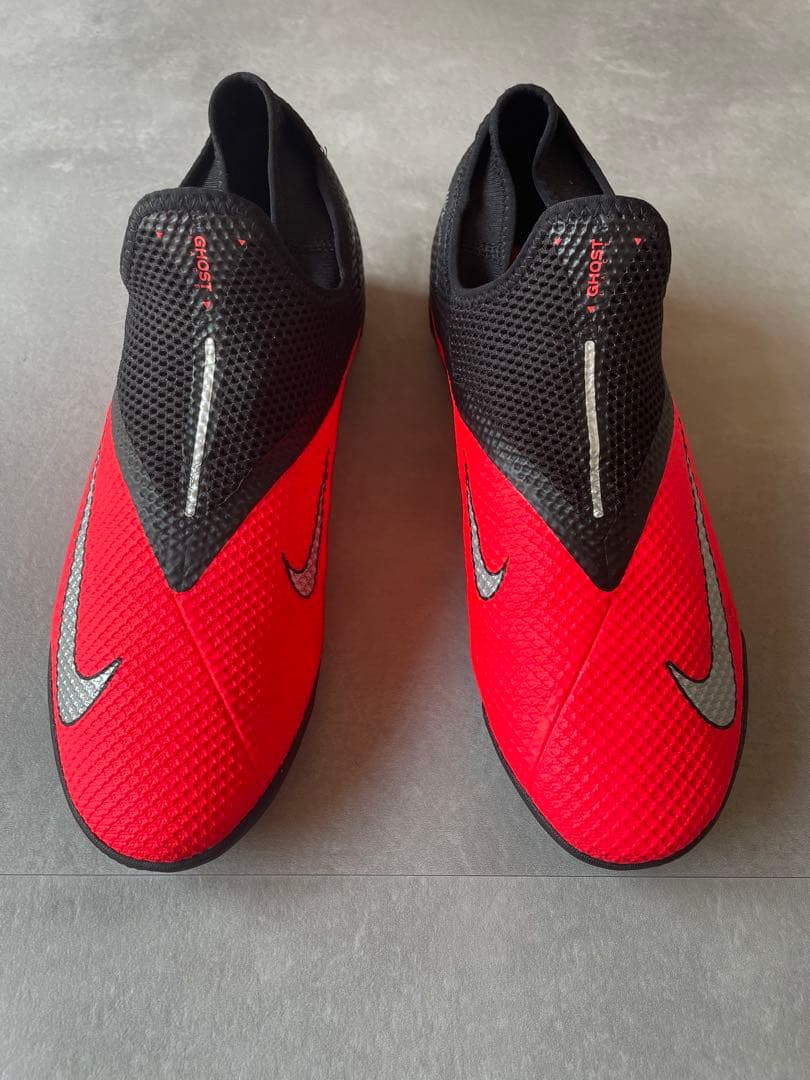 美品Nike Phantom Vision フットサルシューズ 27cm