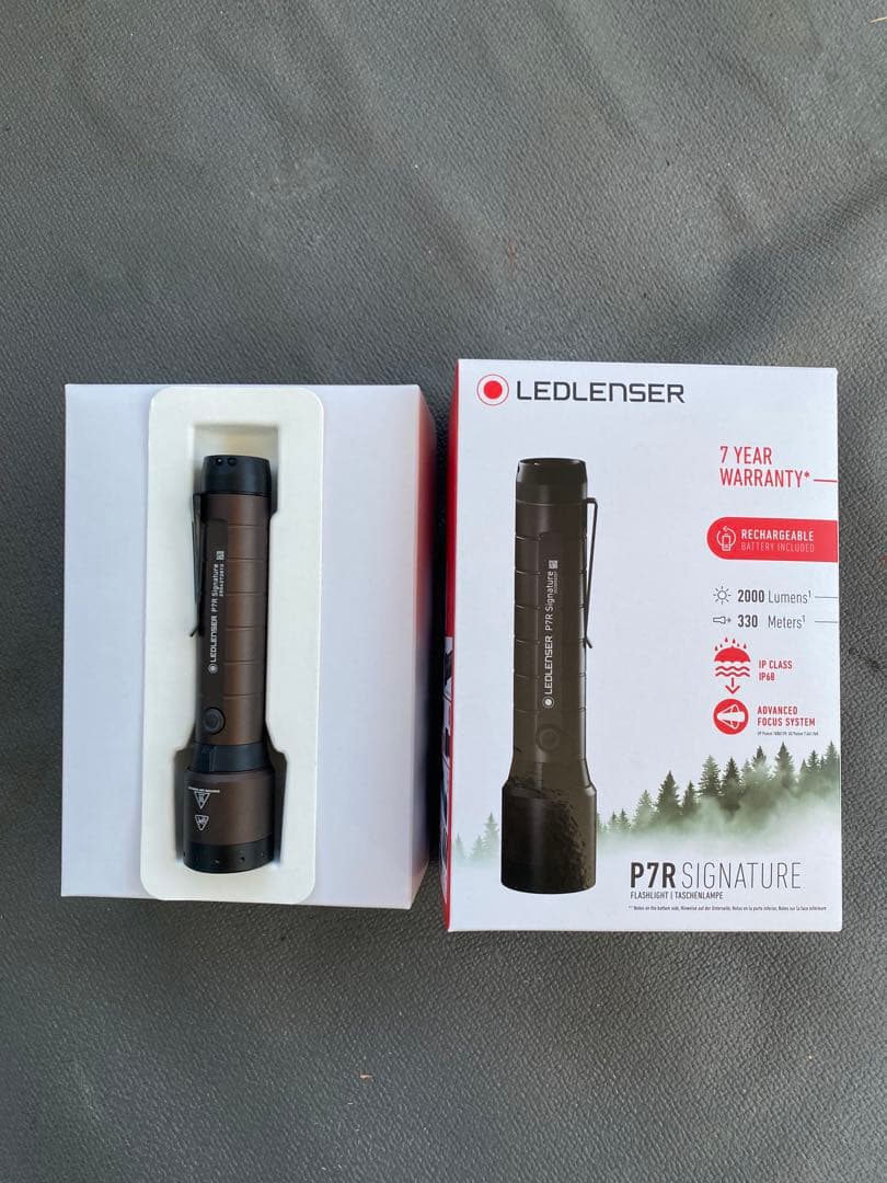 LEDLENSER P7R SIGNATURE 懐中電灯