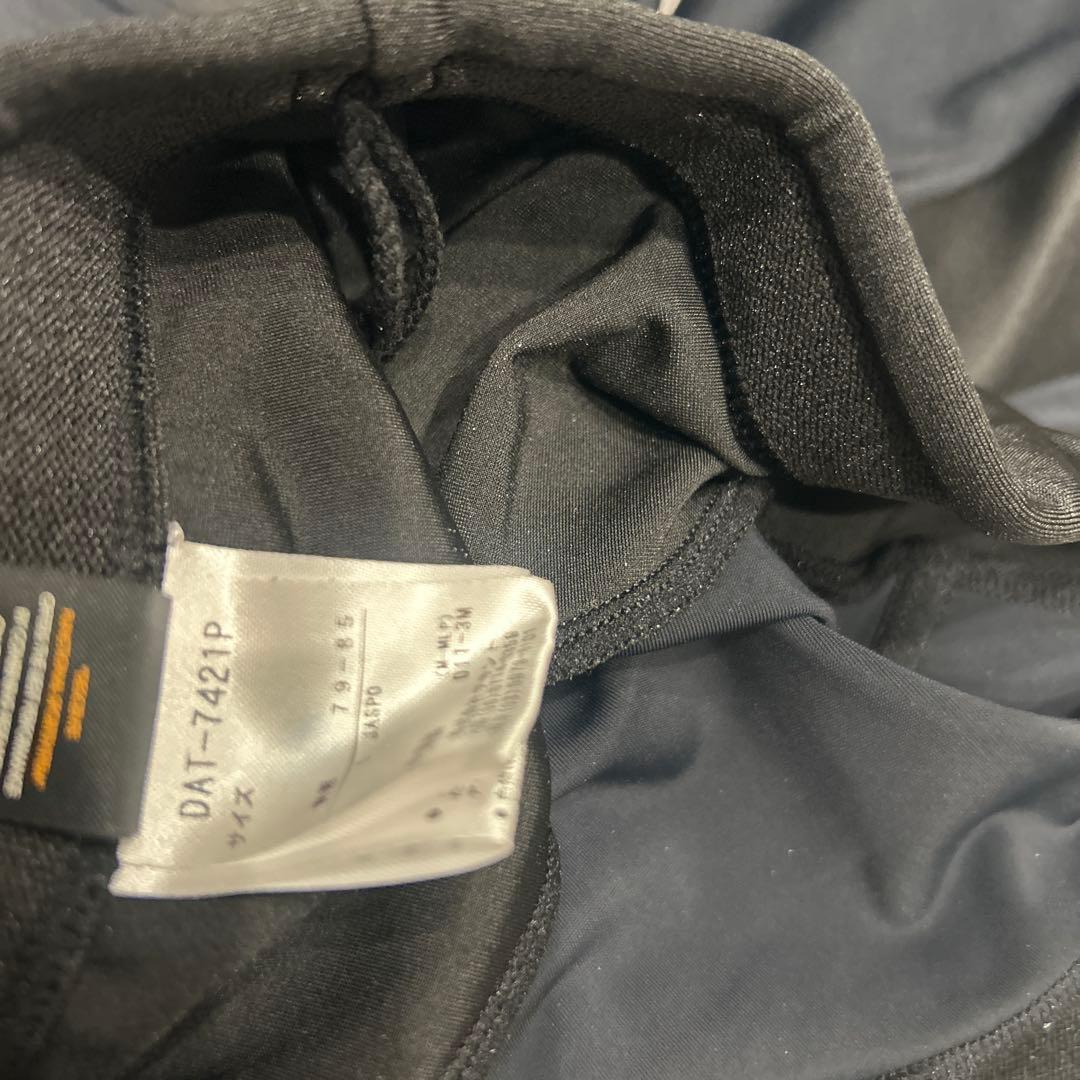 【新品タグ付】DESCENTE デサント タイツ 上下セット インナー 補正
