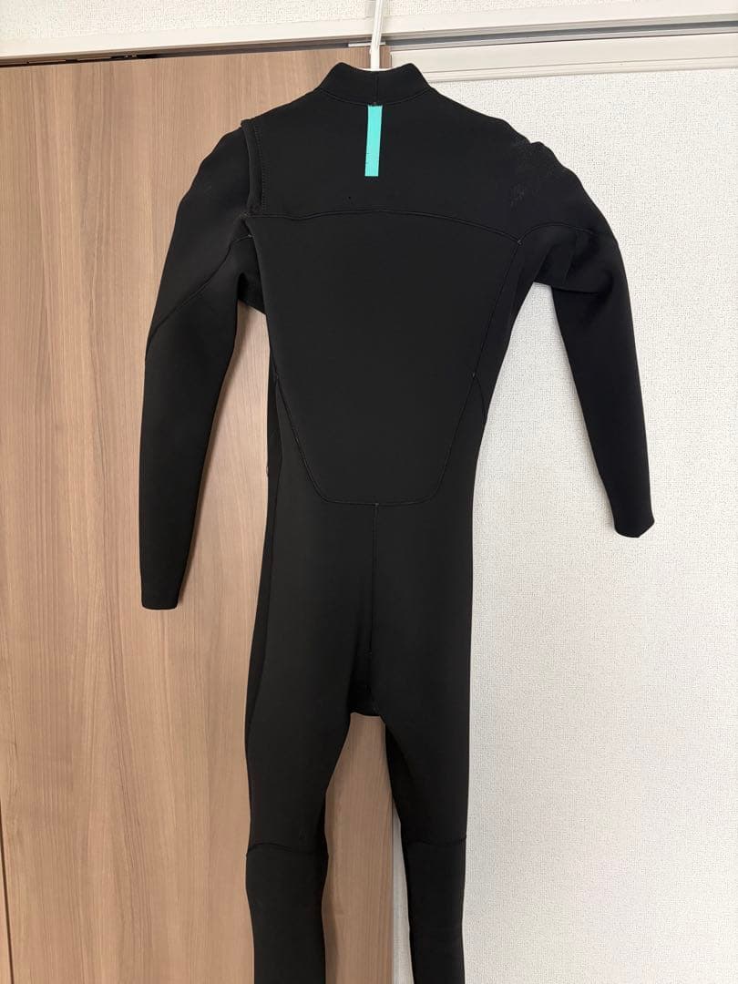 vissla 3mm2mmフルスーツ