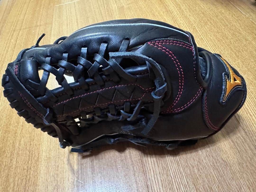 【左利き用】Mizuno プロフェッショナル 本革レザーグローブ 黒