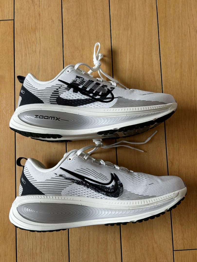 極美品 ナイキ ズーム ボメロ18 RUN 26.5cm 1回試走のみ NIKE