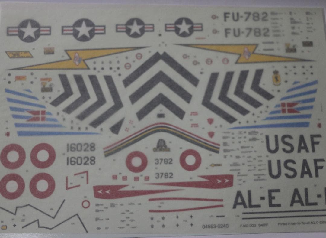 レベル製ノースアメリカンＦ－８６Ｄセイバードック限定航空自衛隊デカール付１／４８