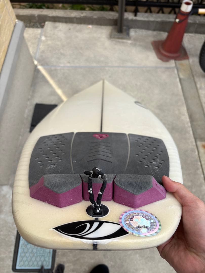 シャープアイサーフボード　ストームズ　5’8