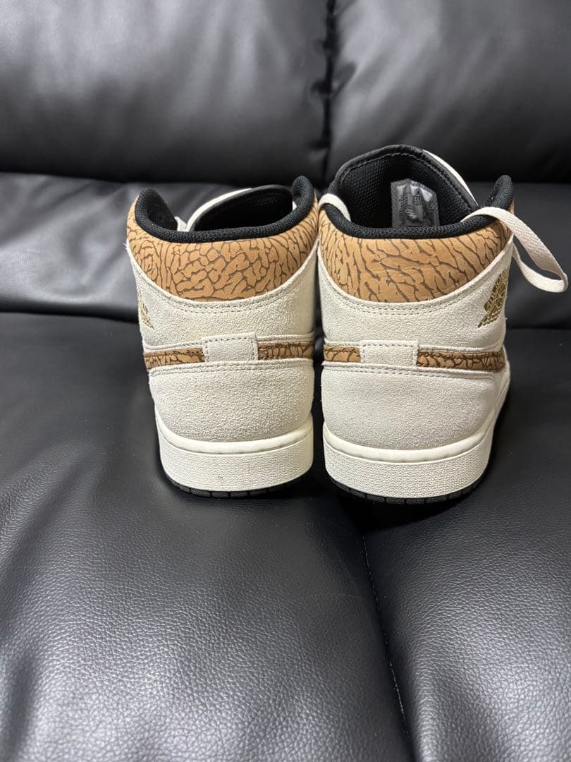 Air Jordan1 ハイカット シューズ ベージュ