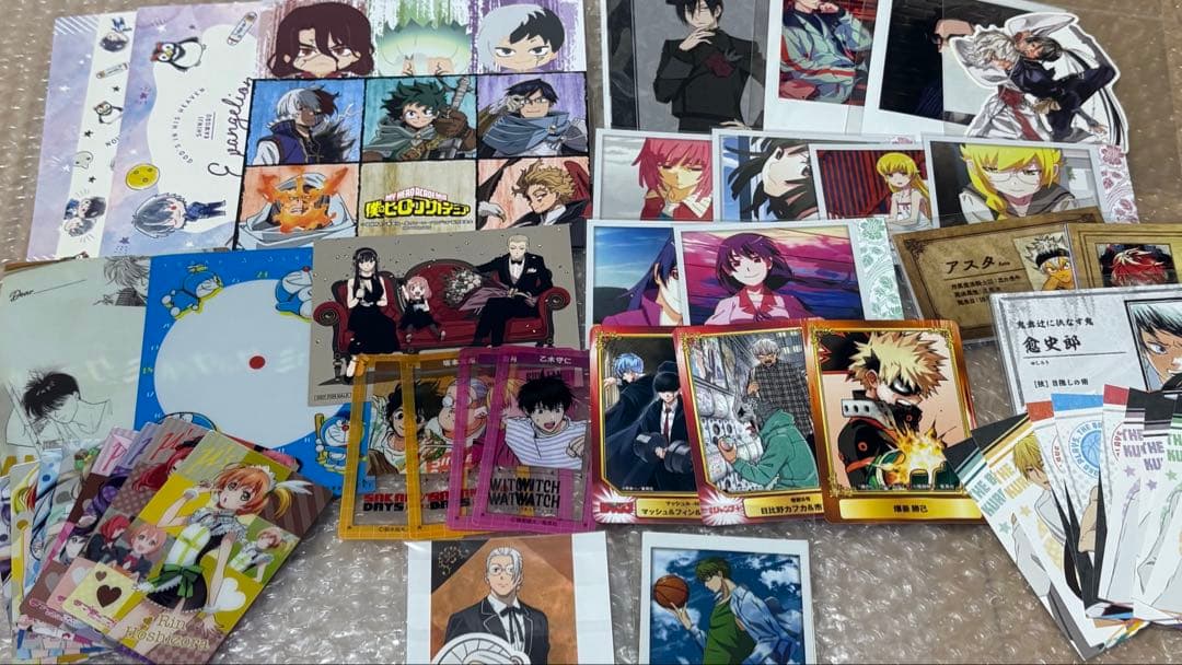 アニメグッズ キャラクターグッズ 紙類 紙雑貨 大量 まとめ売り