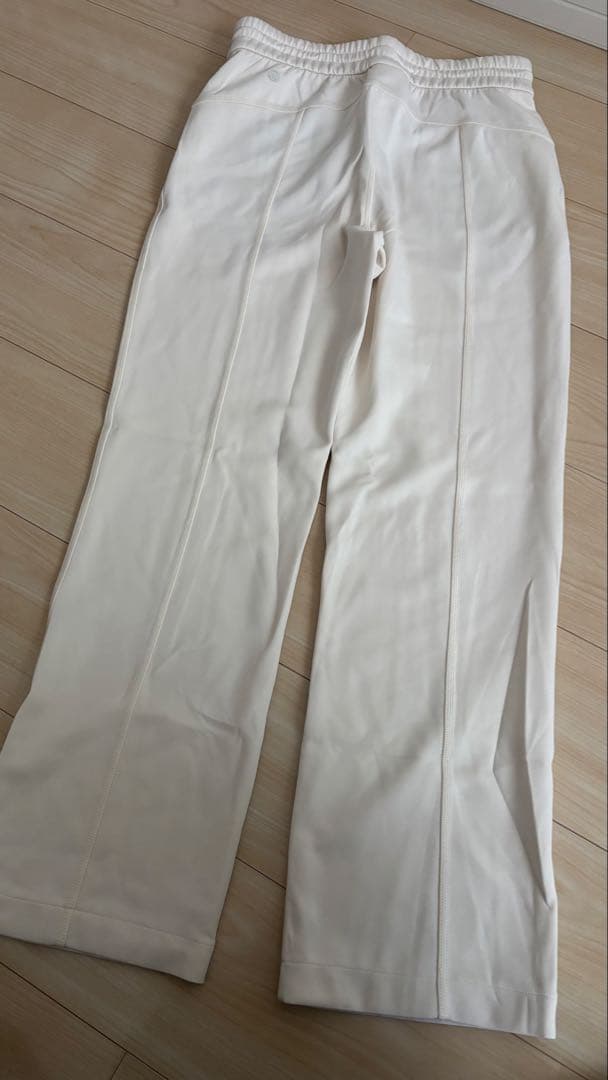 限定セールlululemon Softstreme High-Rise Pant