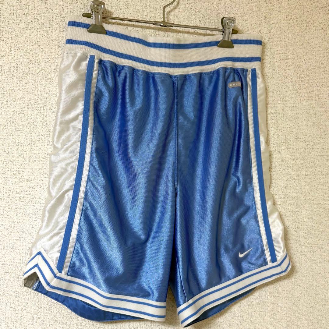 古着 NIKE ナイキ ノースカロライナ ハーフパンツ イージーパンツ