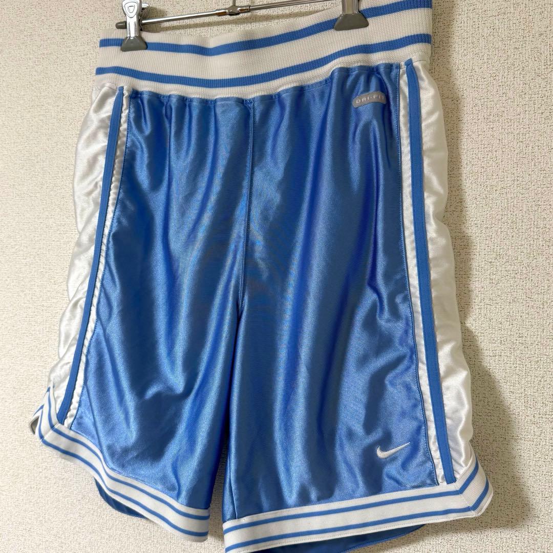 古着 NIKE ナイキ ノースカロライナ ハーフパンツ イージーパンツ
