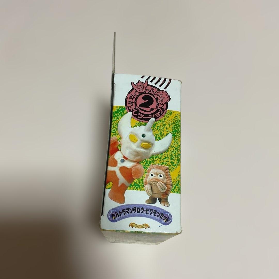 ウルトラマングラフィティ ウルトラマンタロウ　ピグモン