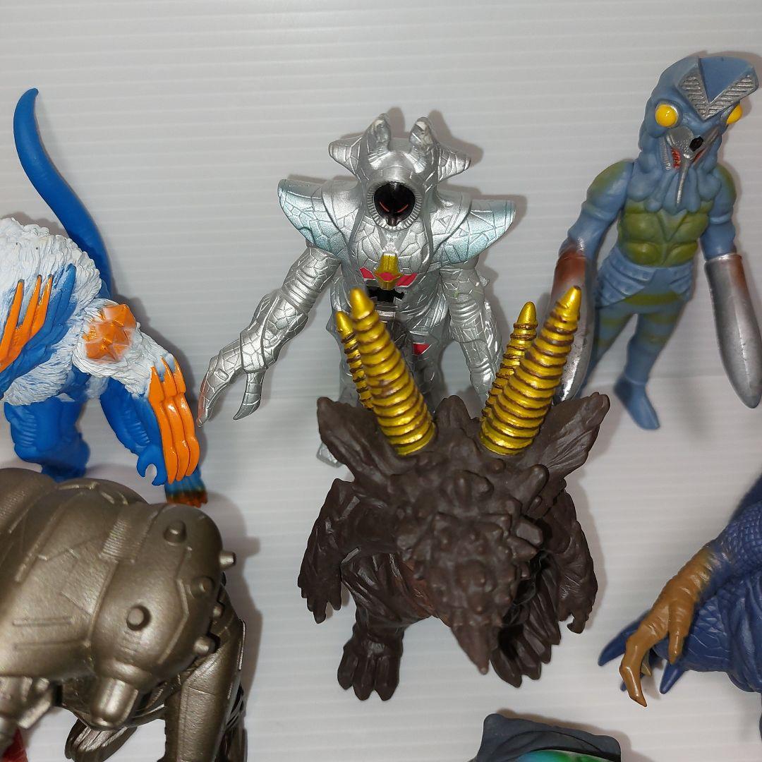 ウルトラマン　怪獣シリーズ　ウルトラ怪獣500　35体　まとめ売り！