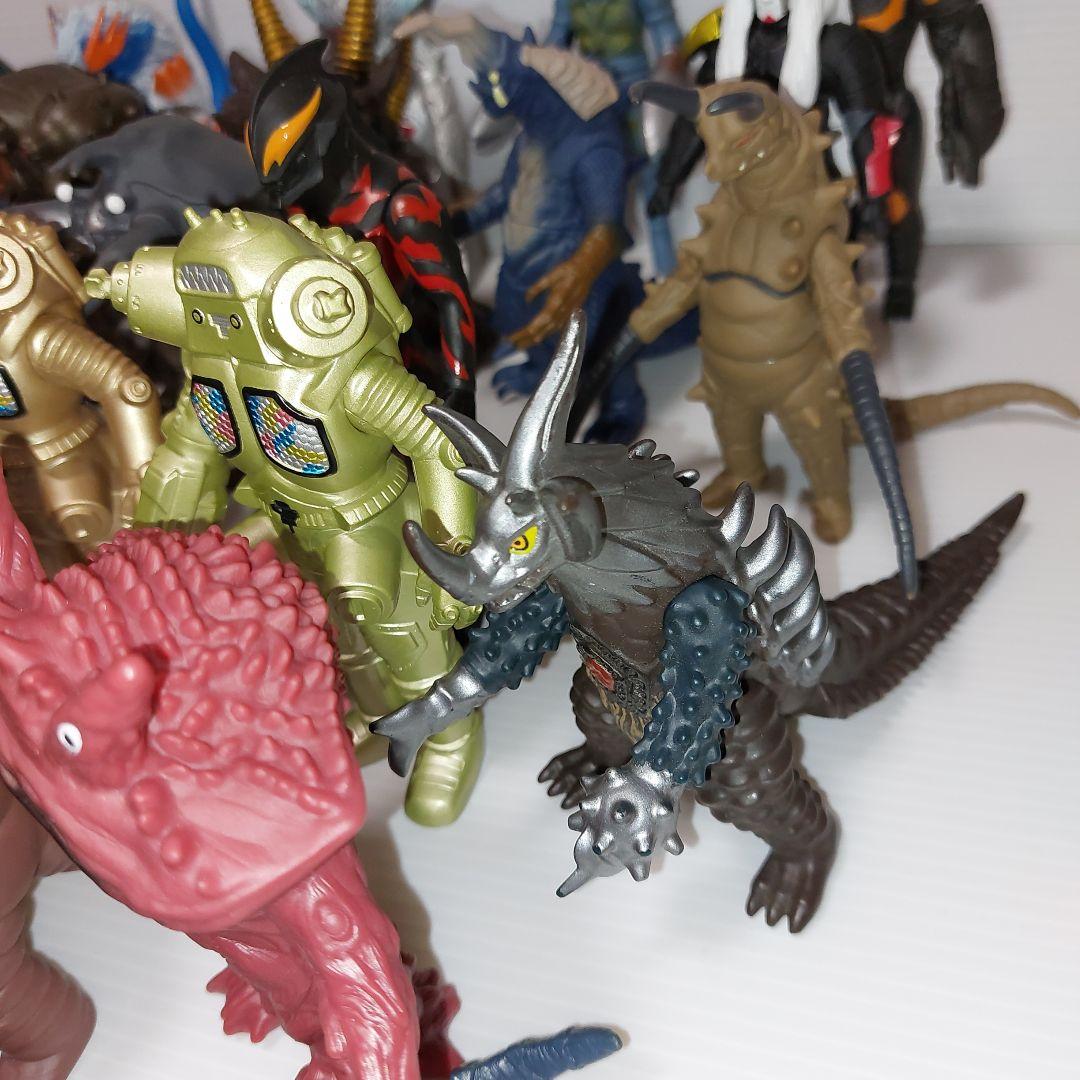 ウルトラマン　怪獣シリーズ　ウルトラ怪獣500　35体　まとめ売り！
