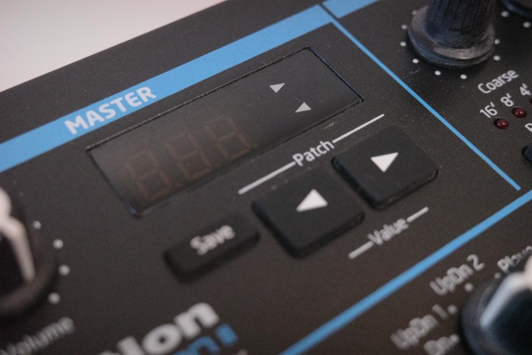 Novation Bass Station II【自宅使用のみ／非喫煙】