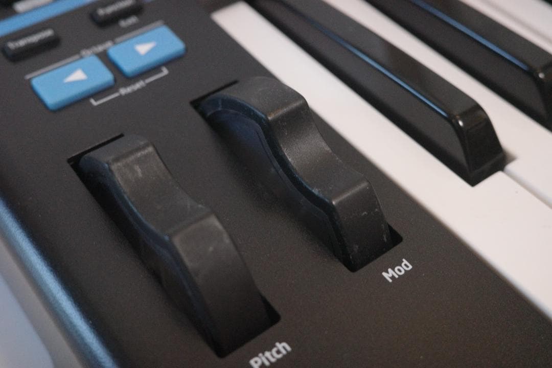 Novation Bass Station II【自宅使用のみ／非喫煙】