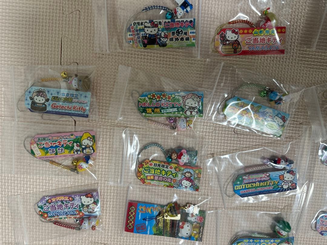 ハローキティ ストラップ 約125個セット